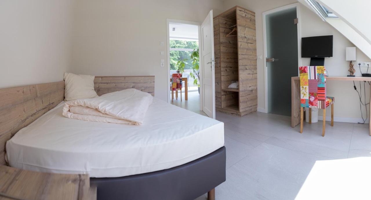 Landhotel Weihermuehle Thaleischweiler-Froschen ภายนอก รูปภาพ