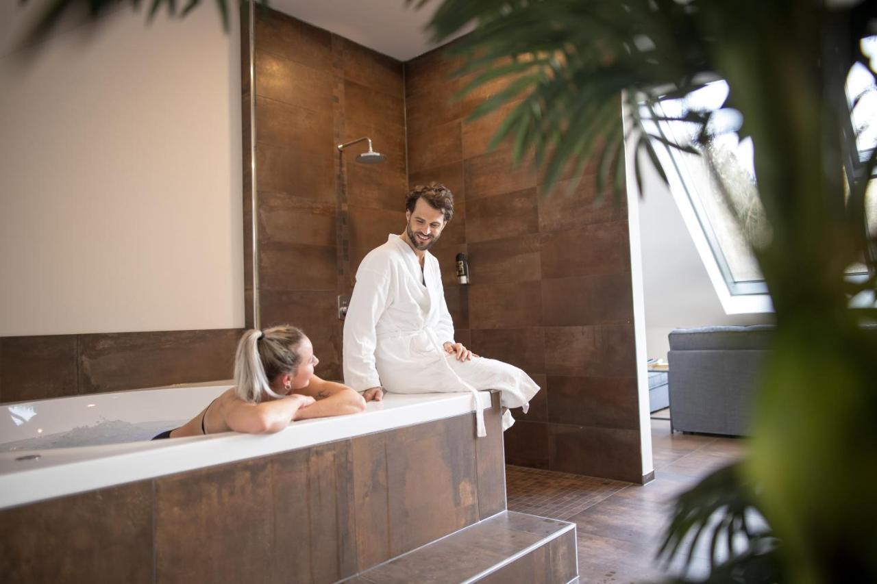 Landhotel Weihermuehle Thaleischweiler-Froschen ภายนอก รูปภาพ