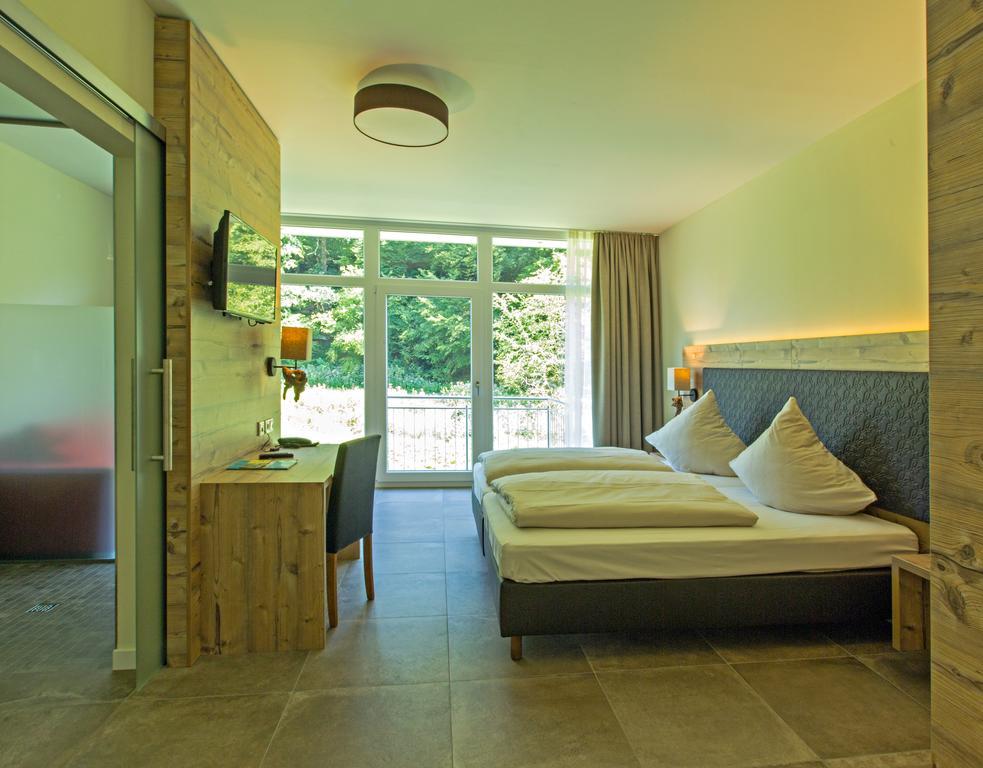 Landhotel Weihermuehle Thaleischweiler-Froschen ห้อง รูปภาพ