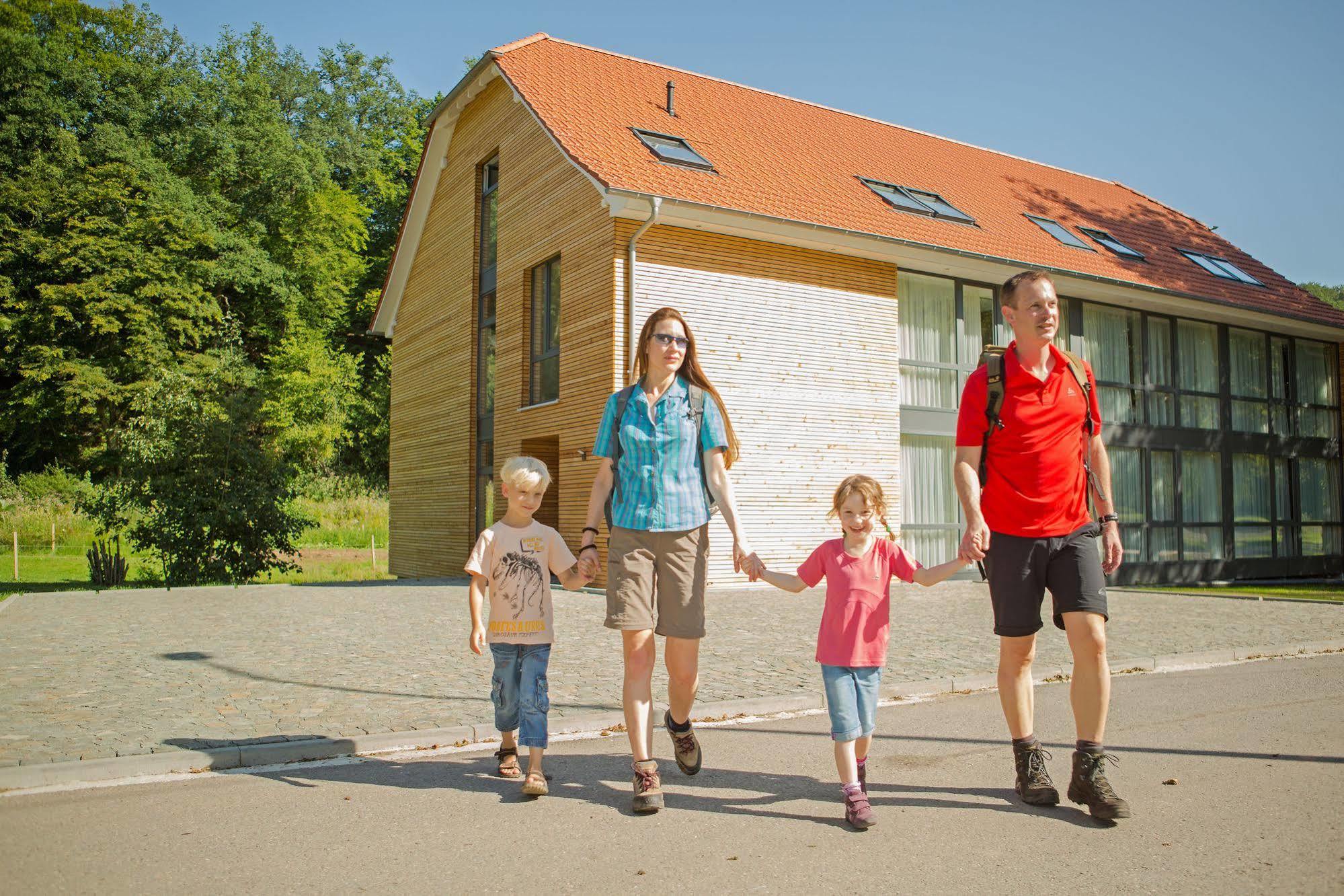 Landhotel Weihermuehle Thaleischweiler-Froschen ภายนอก รูปภาพ